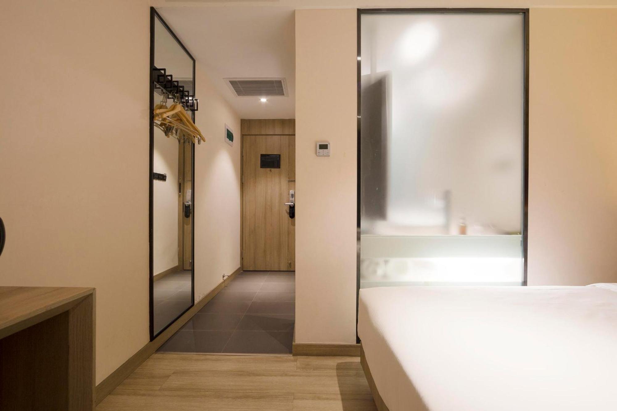 Hotel Atour Light Jianguomen Cbd 3*